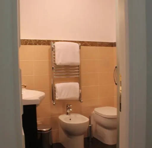 Πανσιόν Domus Real Cardello 4*